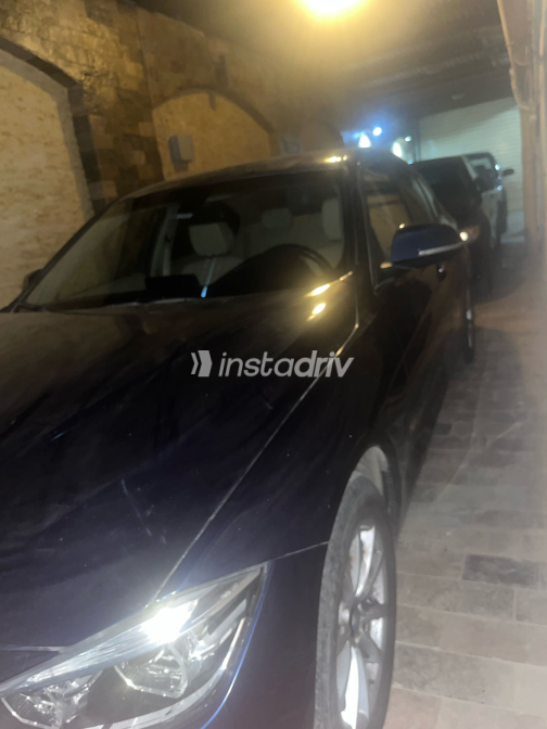 بي ام دبليو 318 2018 أزرق مستعملة للبيع - 5