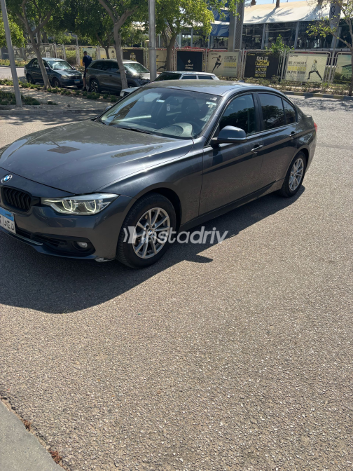 BMW 318 2018 Gray Used for Sale - 3