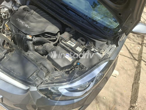 هيونداي إلنترا ام دى 2015 رمادي مستعملة للبيع - 3