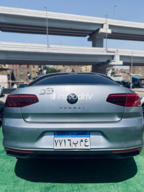 Volkswagen Passat 2023 Silver Used for Sale - 2