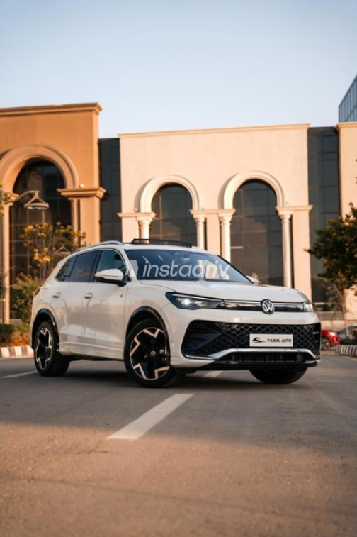 Volkswagen Tiguan 2025 White Used for Sale - 4
