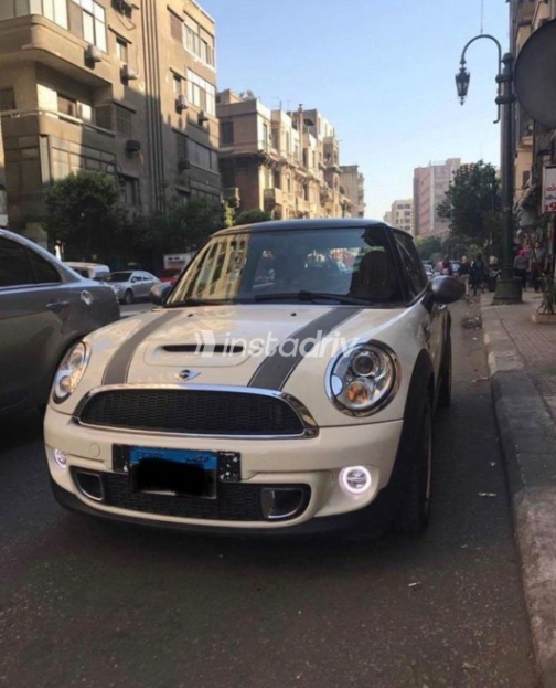 Mini Mini Cooper S 2011 White Used for Sale - 5