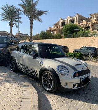 Mini Mini Cooper S 2011 White Used for Sale