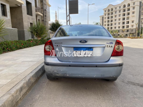 Ford Focus 2006 White Used for Sale - 4