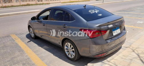 شيرى اريزو 5 2021 أبيض مستعملة للبيع - 1