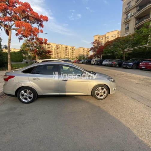 Ford Focus 2014 Silver Used for Sale - 10