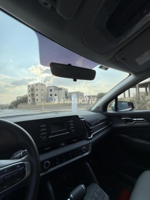كيا سبورتاج 2023 أبيض مستعملة للبيع - 9