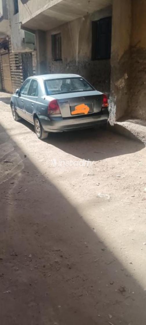 Hyundai Verna 2011 Dark Gray Used for Sale - 6