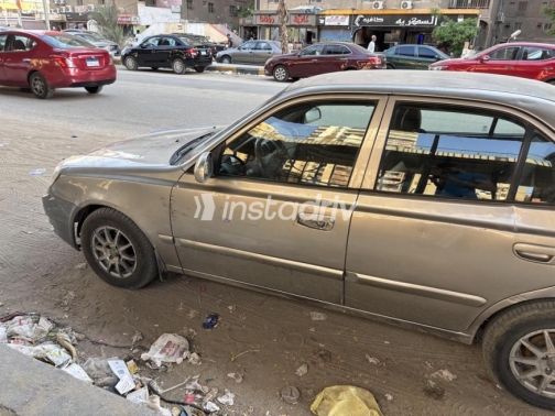 هيونداي فيرنا 2010 موكا مستعملة للبيع - 6