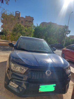 Ssang Yong Tivoli XLV 2016 Dark Blue Used for Sale