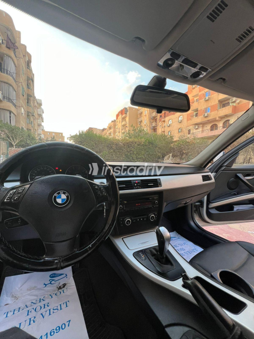 BMW 318 2010 Silver Used for Sale - 1