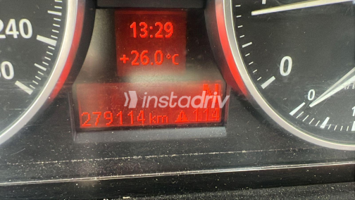 BMW 318 2010 Silver Used for Sale - 10