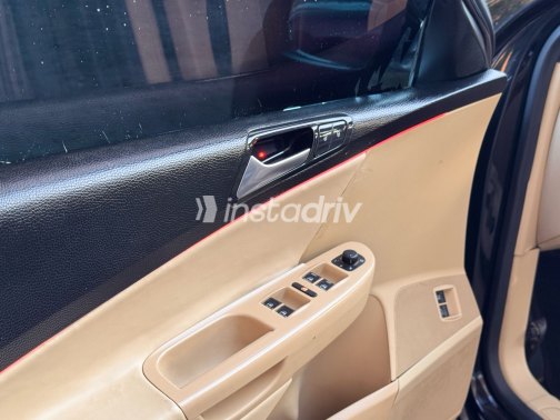 Volkswagen Passat 2010 Black Used for Sale - 9