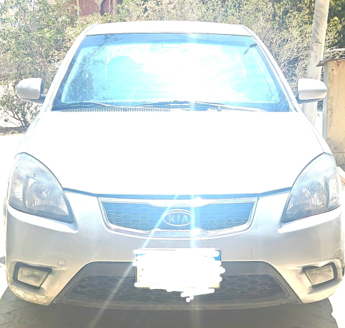 Kia Rio 2011 Silver Used for Sale - 3