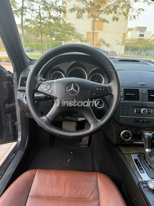 مرسيدس C 250 2011 رمادي غامق مستعملة للبيع - 2