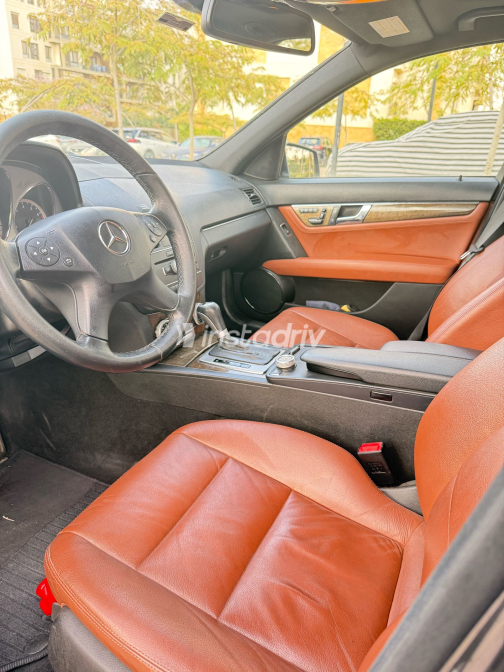 مرسيدس C 250 2011 رمادي غامق مستعملة للبيع - 4
