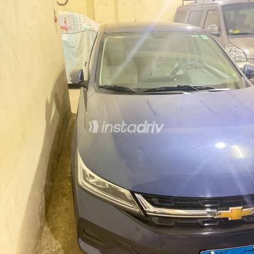 Chevrolet Optra 2025 White Used for Sale - 3