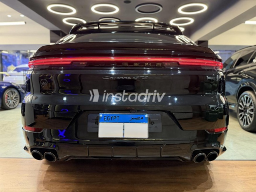 Porsche Cayenne S 2025 Black Used for Sale - 6