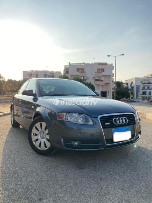 اودي A4 2005 رمادي مستعملة للبيع - 2