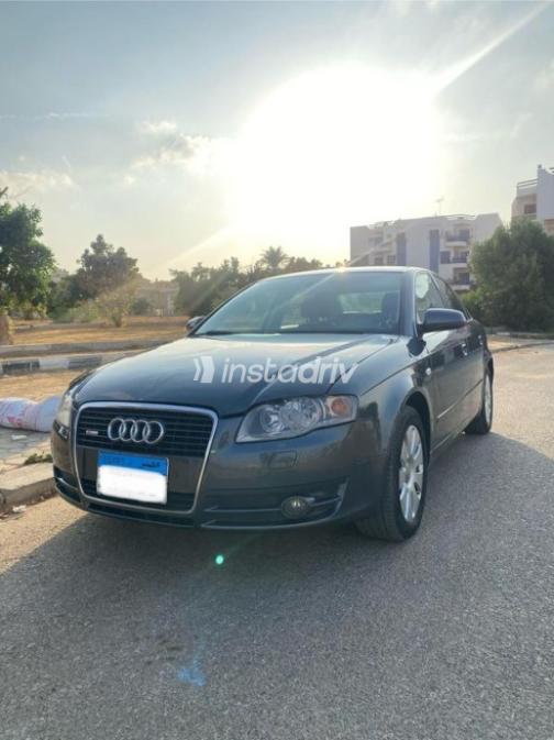 اودي A4 2005 رمادي مستعملة للبيع - 4