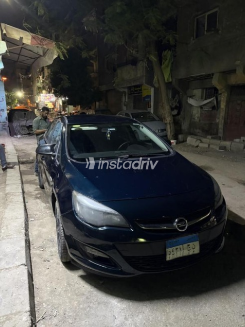 Opel Astra 2018 Dark Green Used for Sale - 1