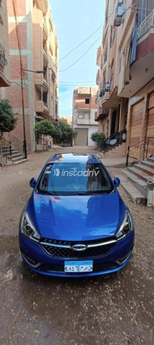 شيرى اريزو 5 2022 أبيض مستعملة للبيع - 5