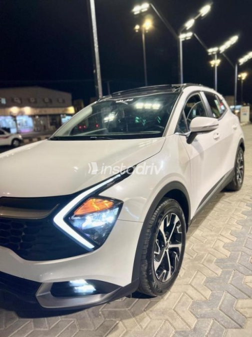 Kia Sportage 2024 White Used for Sale - 9