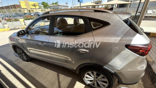 MG ZS 2019 White Used for Sale - 3