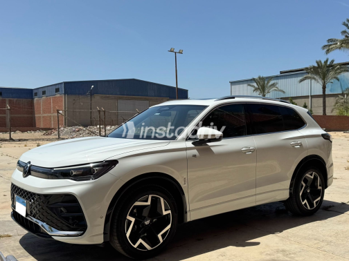 Volkswagen Tiguan 2025 White Used for Sale - 4