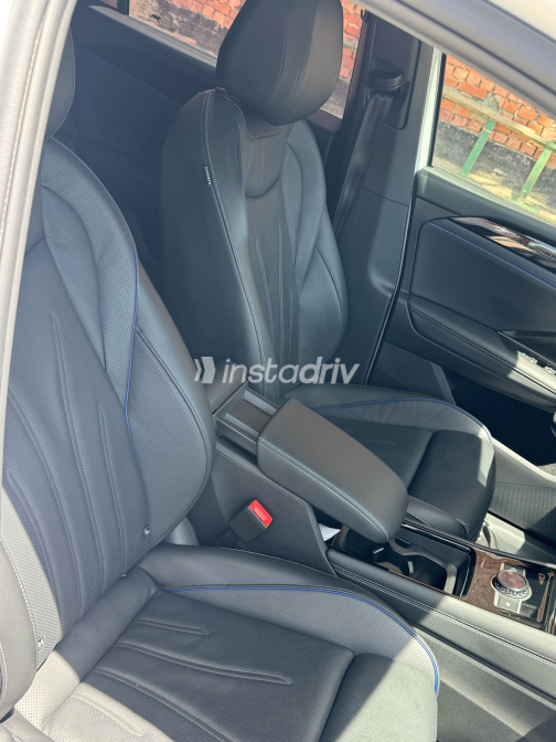 Volkswagen Tiguan 2025 White Used for Sale - 8