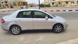 Nissan Tiida 2008 Silver Used for Sale