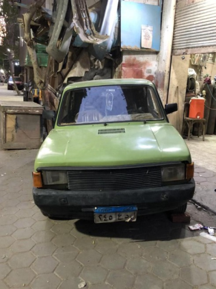 فيات 127 1984 أخضر مستعملة للبيع