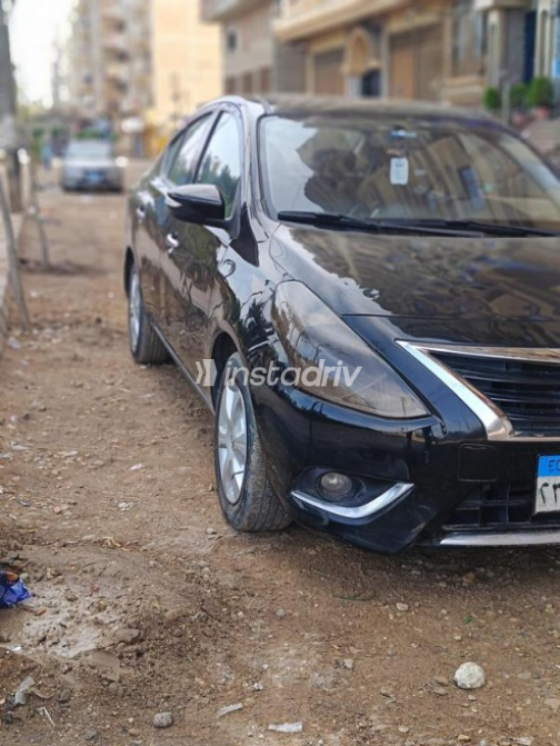 Nissan Sunny 2016 Black Used for Sale - 4