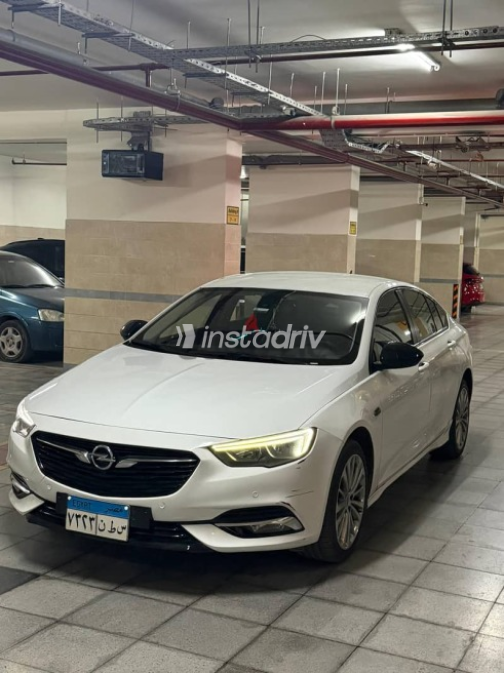 Opel Insignia 2018 White Used for Sale - 4