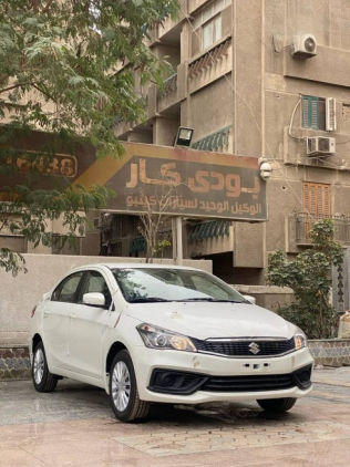 سوزوكى سياز 2024 أبيض جديدة للبيع