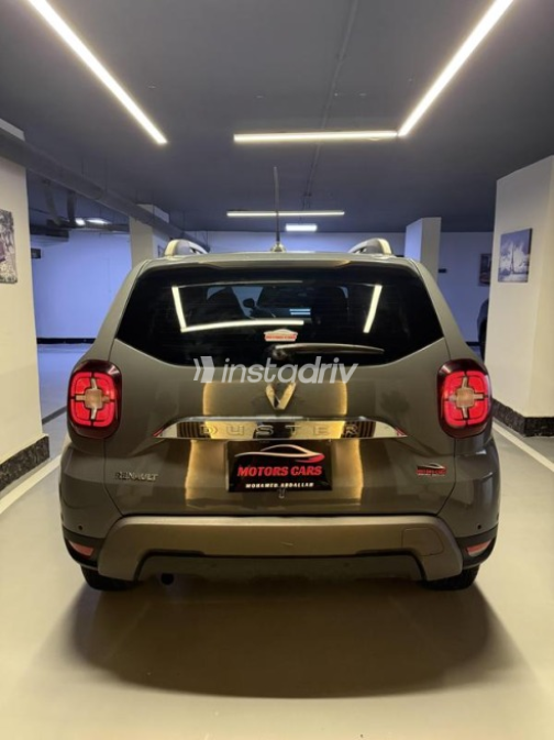 Renault Duster 2025 Gray Used for Sale - 4