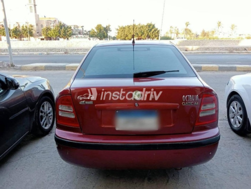 سكودا اوكتافيا A4 2005 أبيض مستعملة للبيع - 2