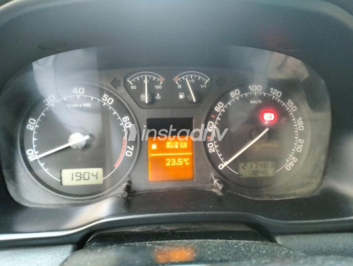 سكودا اوكتافيا A4 2005 أبيض مستعملة للبيع - 4