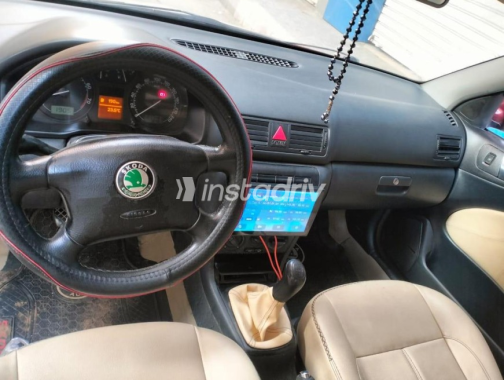 سكودا اوكتافيا A4 2005 أبيض مستعملة للبيع - 6