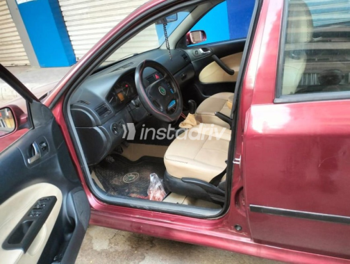 سكودا اوكتافيا A4 2005 أبيض مستعملة للبيع - 7