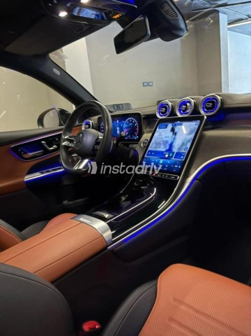 مرسيدس GLC 300 2025 أسود مستعملة للبيع - 6