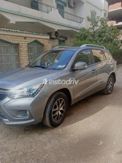 Byd S5 2020 White Used for Sale - 2