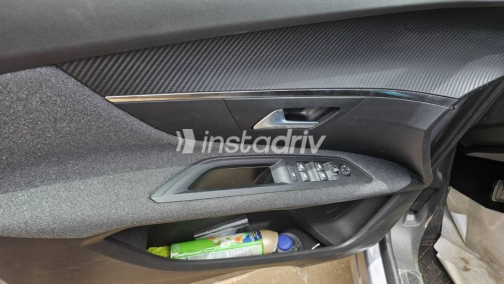 Peugeot 3008 2025 Gray Used for Sale - 6