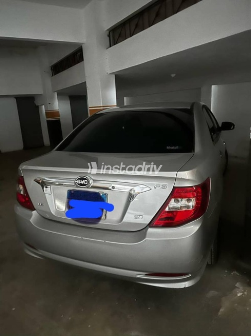 بى واى دى‬ F3 2022 فضي مستعملة للبيع - 2