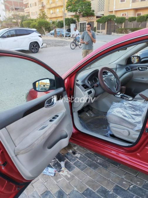 Nissan Sentra 2019 Red Used for Sale - 10