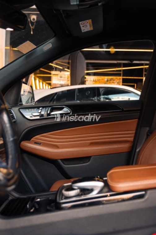 Mercedes GLE 2018 Black Used for Sale - 7