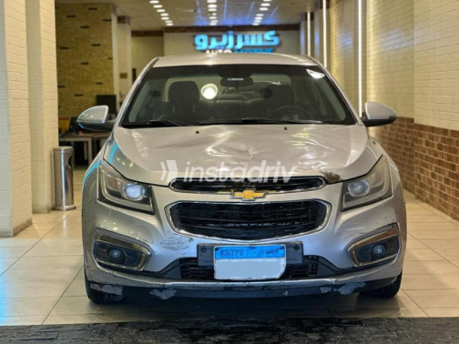 Chevrolet Cruze 2016 Silver Used for Sale - 4