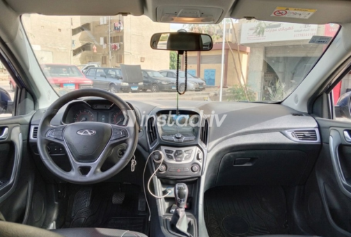 Chery Arrizo 5 2023 White Used for Sale - 3