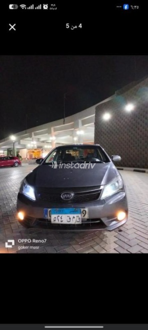 بى واى دى‬ F3 2022 أبيض مستعملة للبيع - 3
