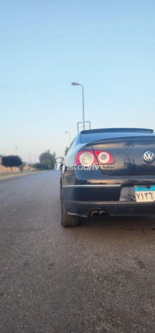 Volkswagen Passat 2006 Black Used for Sale - 3